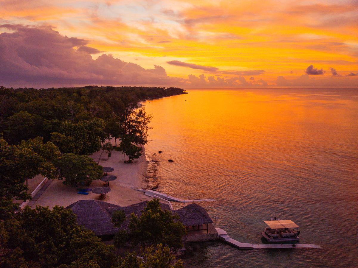 Coco Beach Resort Port Vila Exterior foto