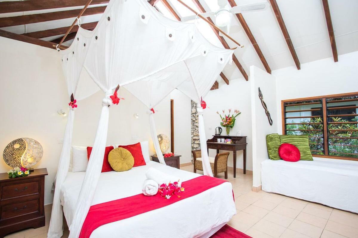 Coco Beach Resort Port Vila Exterior foto